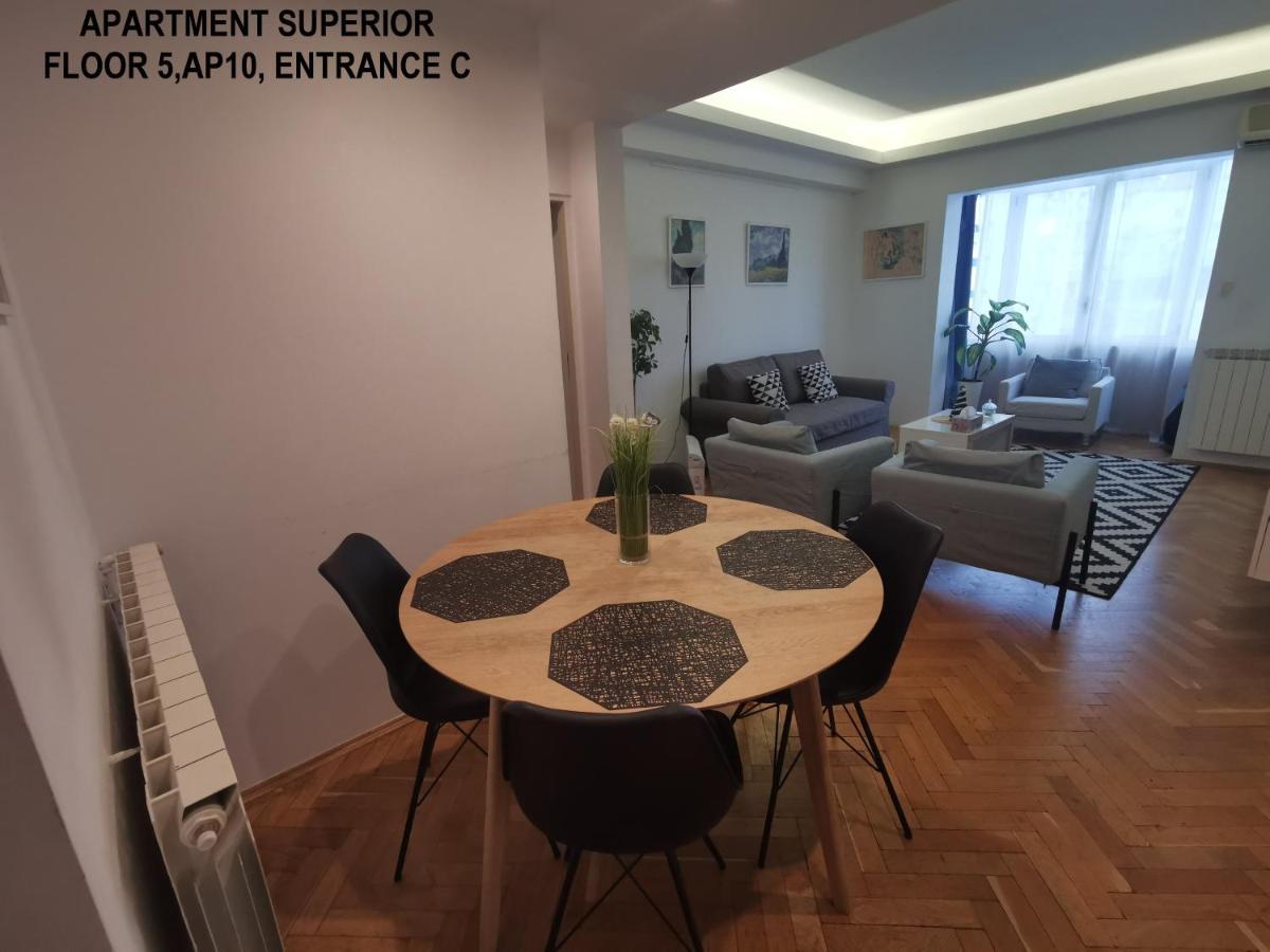 Black And White Apartments بوخارست المظهر الخارجي الصورة